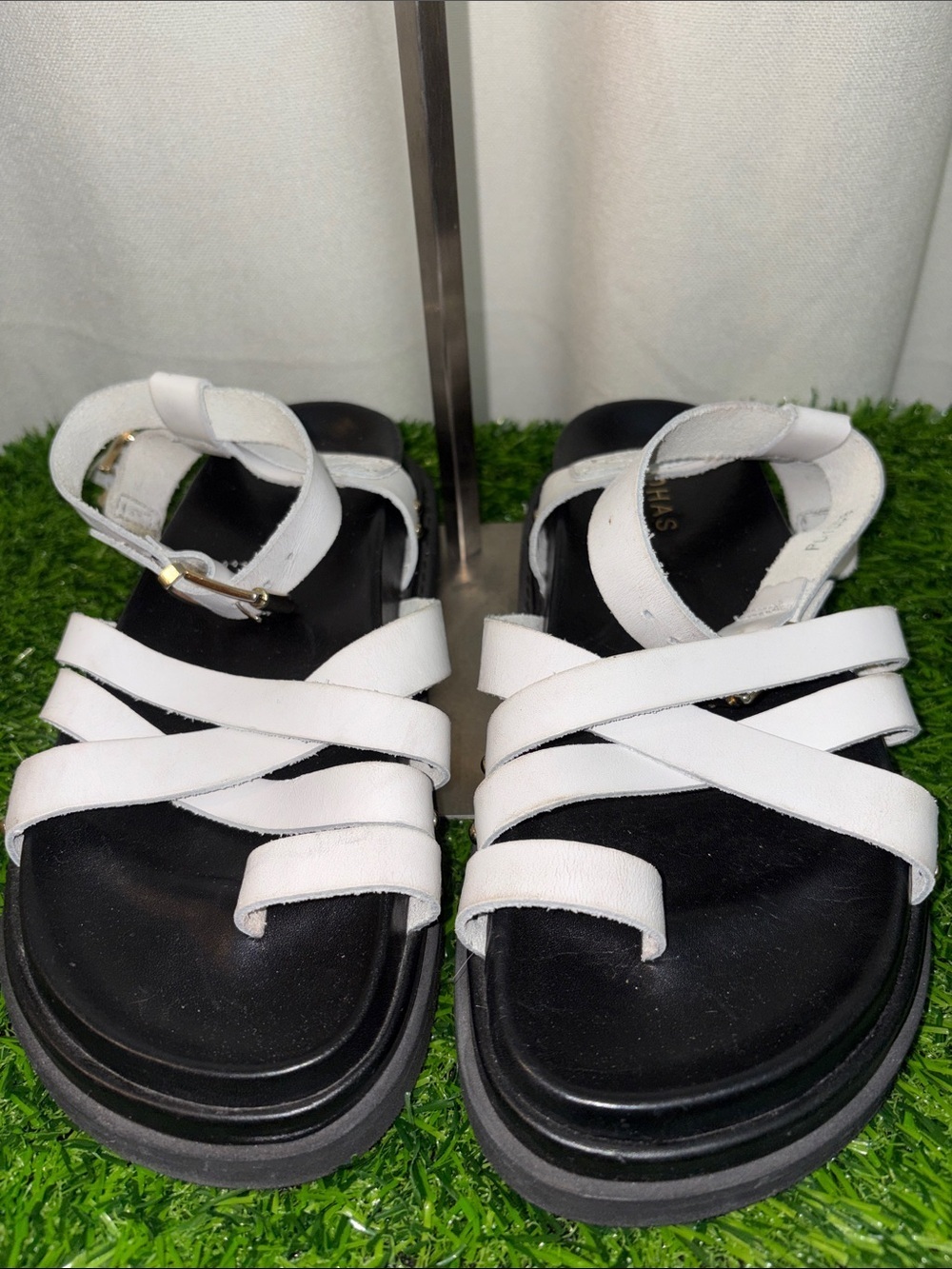 💚 ALOHAS White Strappy Leather Ankle-Buckle Sandals Size 38/ 8 💚